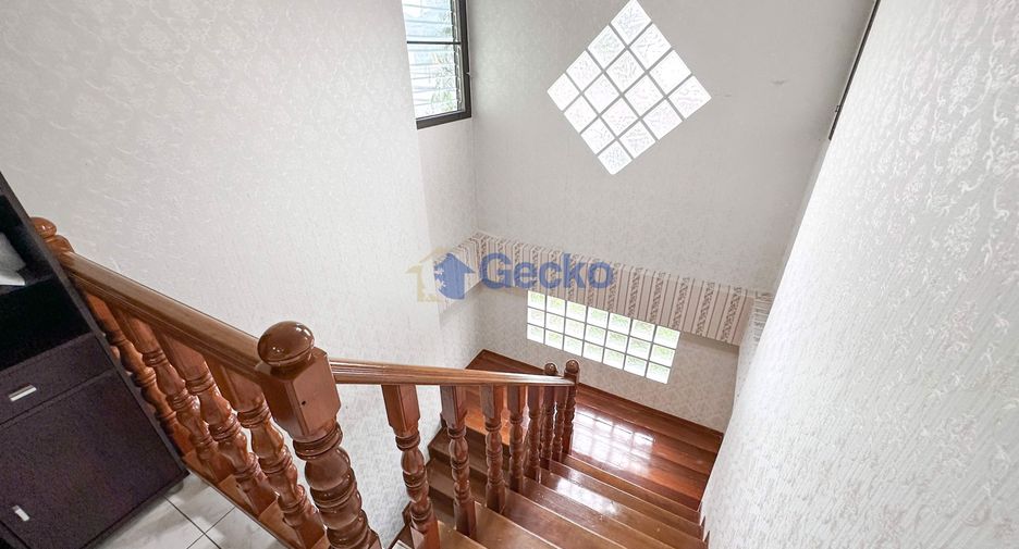 À vendre 5 chambres maison à East Pattaya, Pattaya