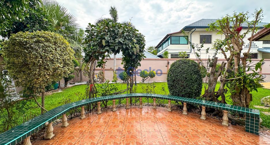 À vendre 5 chambres maison à East Pattaya, Pattaya