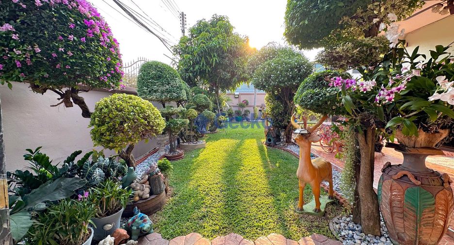 À vendre 5 chambres maison à East Pattaya, Pattaya