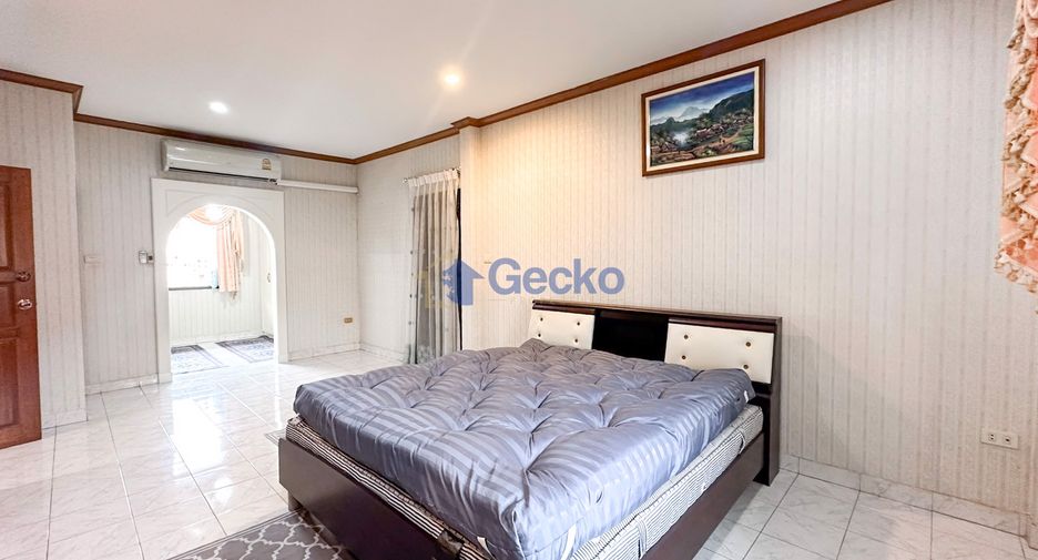 À vendre 5 chambres maison à East Pattaya, Pattaya