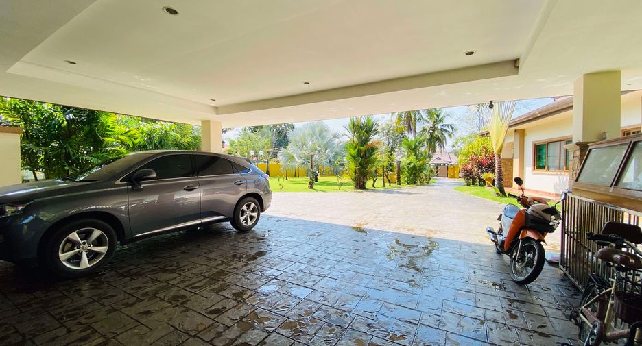 Haus zur Miete und zum Kauf mit 4 Zimmer in East Pattaya, Pattaya