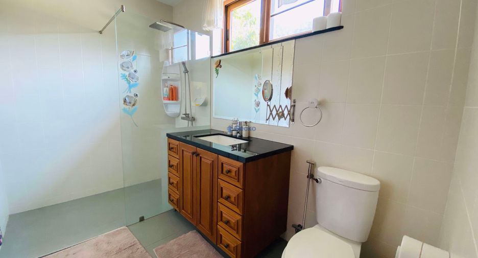 Haus zur Miete und zum Kauf mit 4 Zimmer in East Pattaya, Pattaya