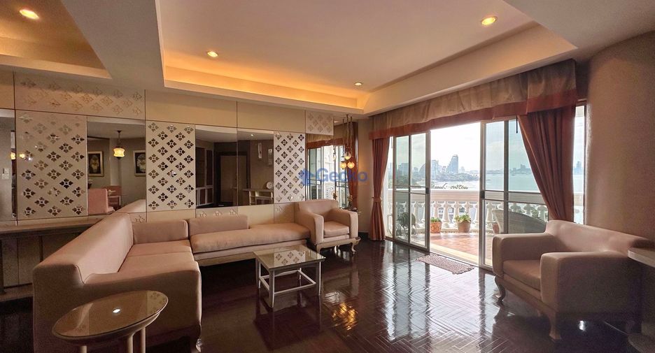 À vendre 3 chambres condo à North Pattaya, Pattaya
