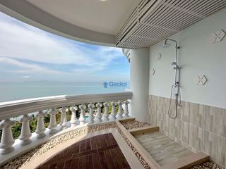 For sale 3 ベッドルーム condo in Bang Lamung, Chonburi