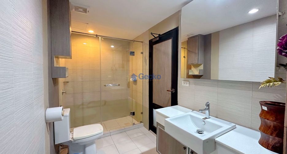 À vendre 3 chambres condo à North Pattaya, Pattaya