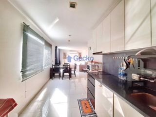Condo en alquiler y en venta de 2 habitaciones en Bang Lamung, Chonburi