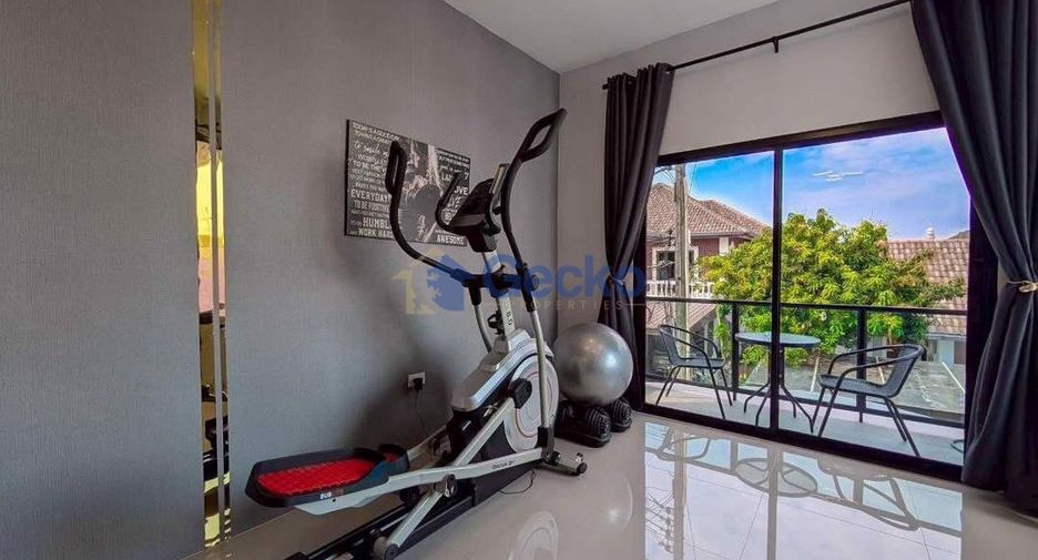 For rent そして for sale 5 ベッドルーム house in Bang Lamung, Chonburi