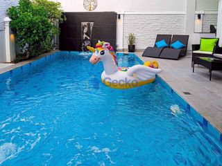 For rent and for sale 5 bedrooms house in Bang Lamung, Chonburi
