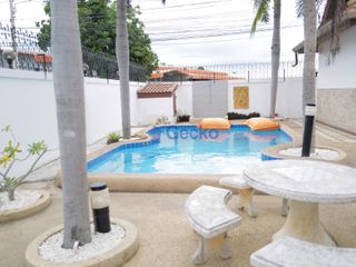 À louer 3 chambres maison à Bang Lamung, Chonburi