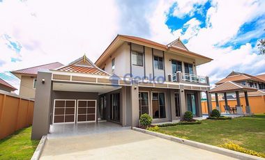 ให้เช่า 4 ห้องนอน บ้านเดี่ยว ใน พัทยาตะวันออก, พัทยา