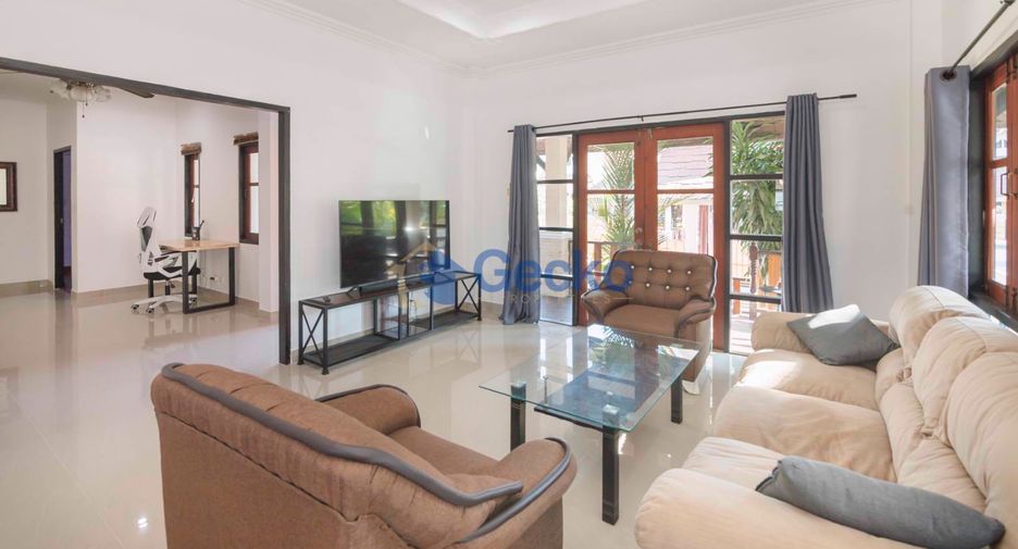 For sale 3 bedrooms house in East Pattaya, Pattaya