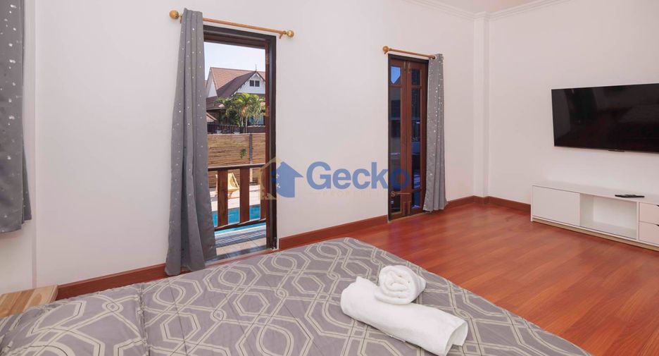 For sale 3 bedrooms house in East Pattaya, Pattaya