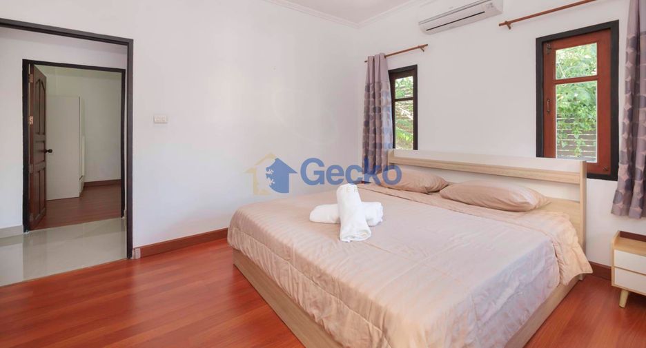 For sale 3 bedrooms house in East Pattaya, Pattaya