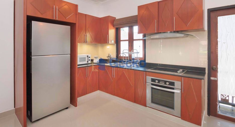 For sale 3 bedrooms house in East Pattaya, Pattaya