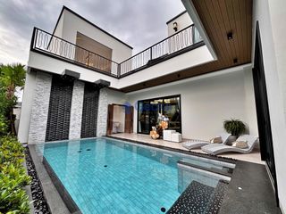 For sale 4 bedrooms house in Bang Lamung, Chonburi