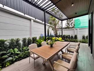 For sale 4 bedrooms house in Bang Lamung, Chonburi