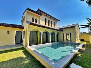 À vendre 3 chambres maison à Huay Yai, Pattaya