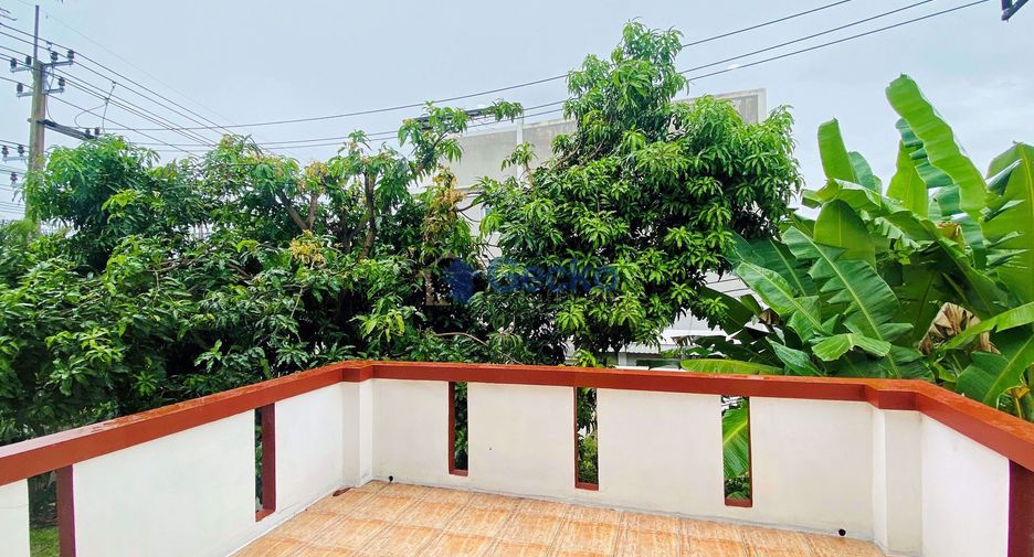 Haus zur Miete mit 4 Zimmer in Bang Lamung, Chonburi