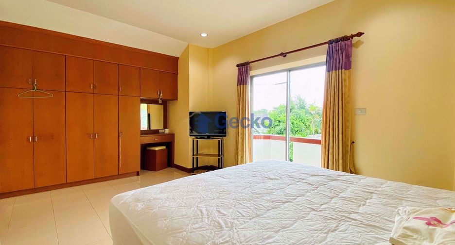 Haus zur Miete mit 4 Zimmer in Bang Lamung, Chonburi