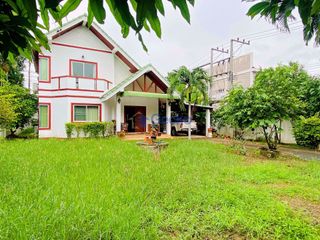 À louer 4 chambres maison à Bang Lamung, Chonburi