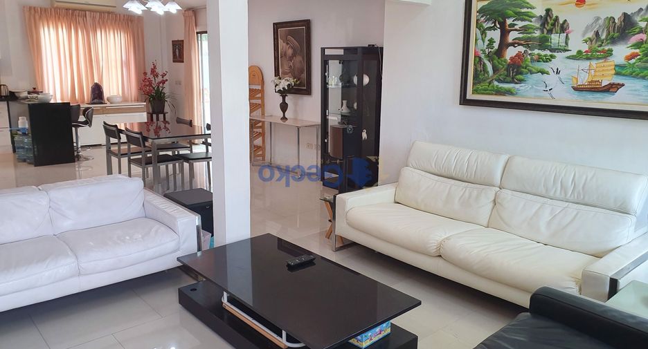 Haus zum Kauf mit 4 Zimmer in East Pattaya, Pattaya
