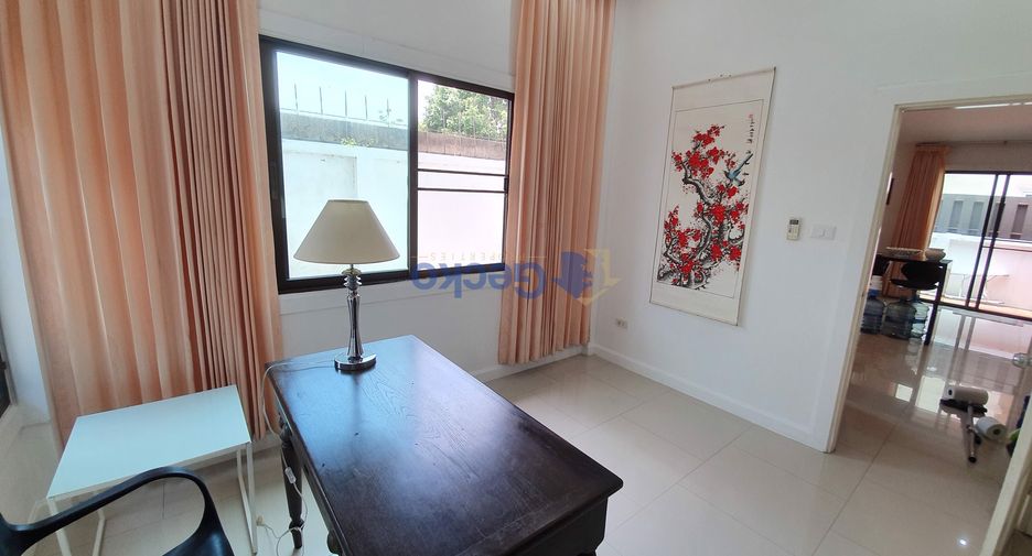 Haus zum Kauf mit 4 Zimmer in East Pattaya, Pattaya