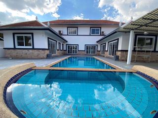 For sale 4 bedrooms house in Bang Lamung, Chonburi