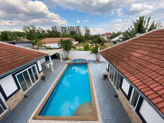 For sale 4 bedrooms house in Bang Lamung, Chonburi