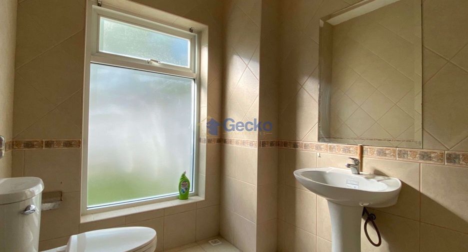 For sale 4 ベッドルーム house in East Pattaya, Pattaya