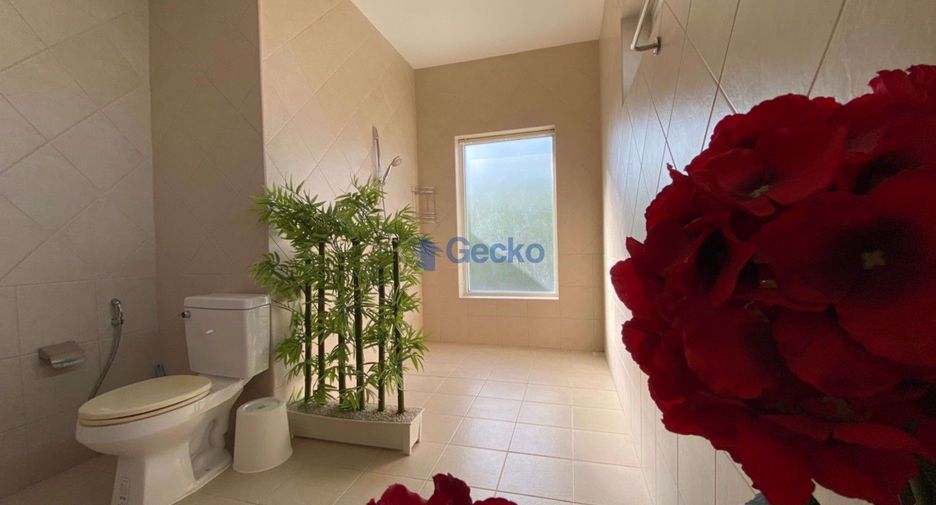 For sale 4 ベッドルーム house in East Pattaya, Pattaya