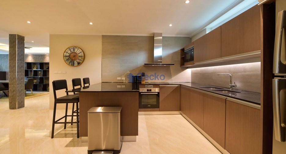 Haus zur Miete und zum Kauf mit 5 Zimmer in South Pattaya, Pattaya