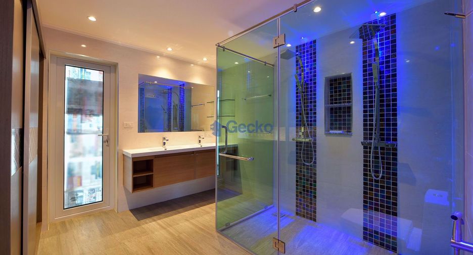Haus zur Miete und zum Kauf mit 5 Zimmer in South Pattaya, Pattaya