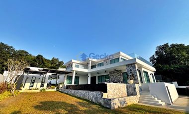 出售 5 卧室 独立屋 在 东芭堤雅, 芭提雅