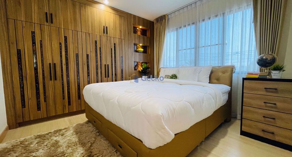 For sale 4 bedrooms house in East Pattaya, Pattaya