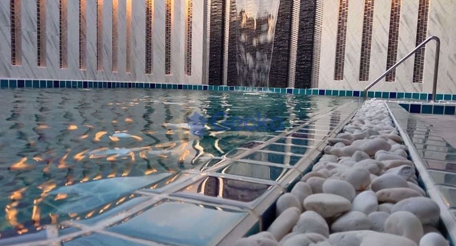 For sale 4 bedrooms house in East Pattaya, Pattaya