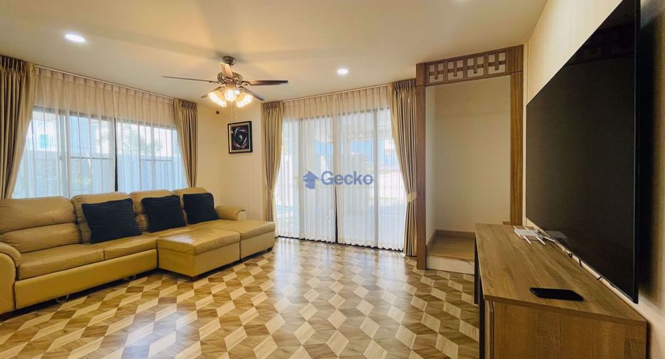 For sale 4 bedrooms house in East Pattaya, Pattaya
