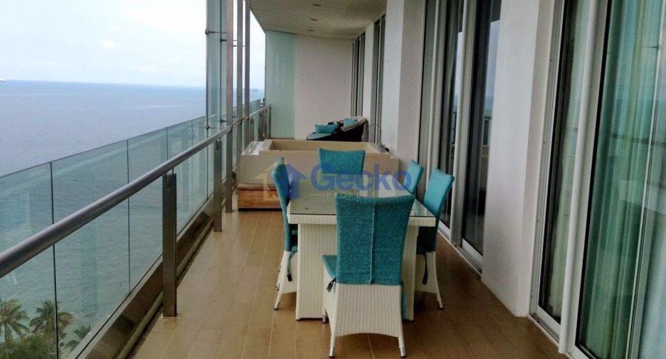 For sale 4 bedrooms condo in North Pattaya, Pattaya