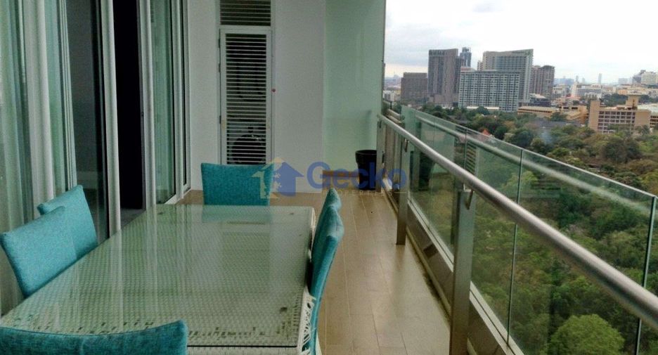 For sale 4 bedrooms condo in North Pattaya, Pattaya