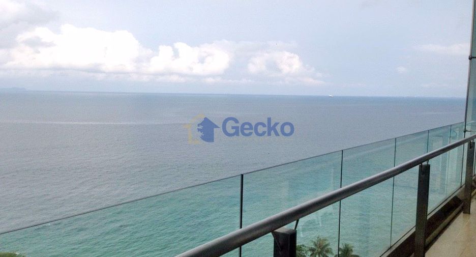 For sale 4 bedrooms condo in North Pattaya, Pattaya
