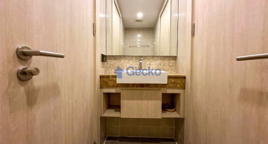For sale 1 bed condo in Pratumnak, Pattaya