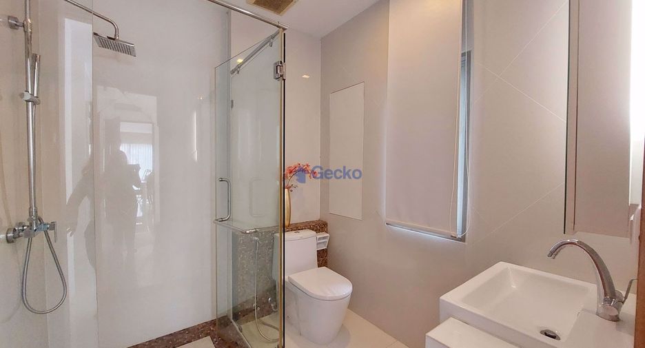For sale 3 bedrooms condo in North Pattaya, Pattaya