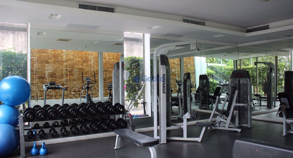 For sale 3 bedrooms condo in North Pattaya, Pattaya