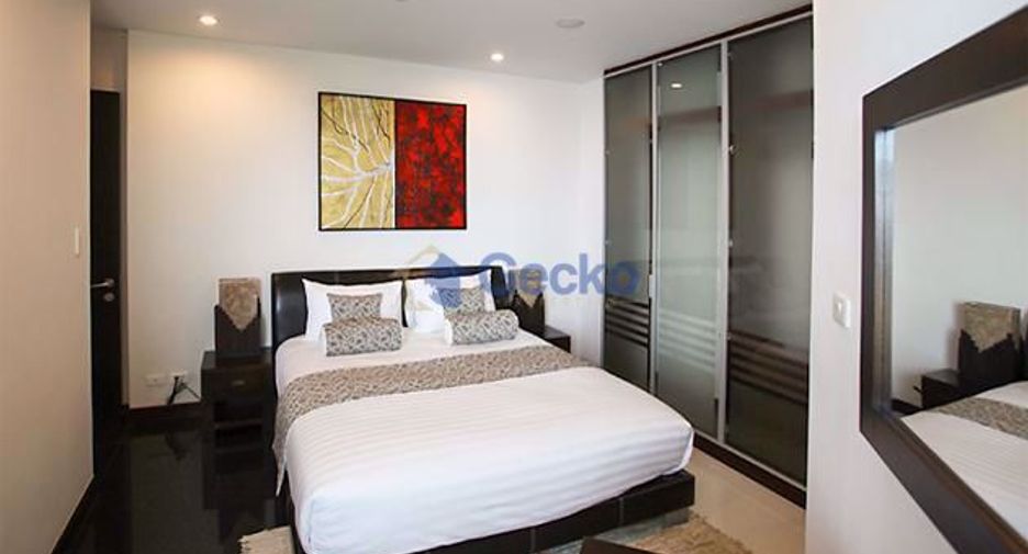 For sale 3 bedrooms condo in Jomtien, Pattaya