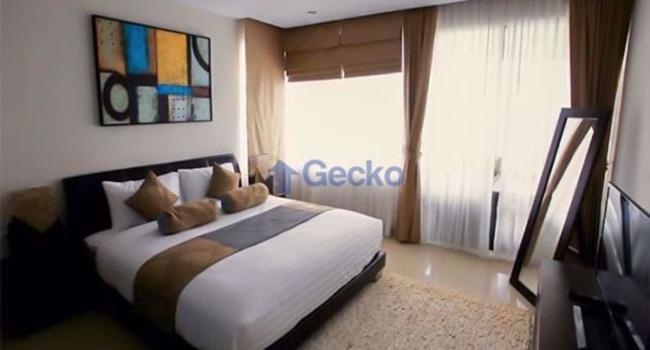 For sale 3 bedrooms condo in Jomtien, Pattaya