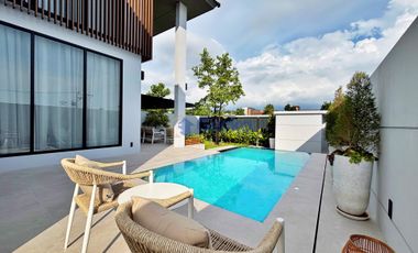 For sale 4 bedrooms house in East Pattaya, Pattaya