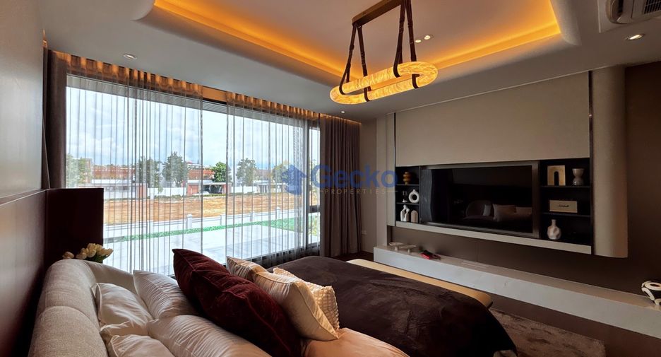 For sale 4 bedrooms house in East Pattaya, Pattaya