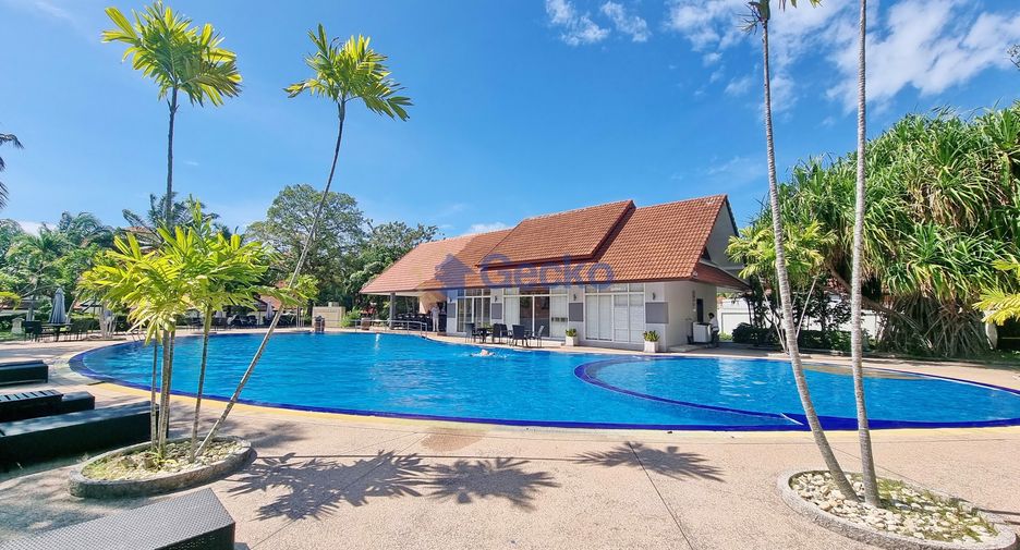 Casa en alquiler de 6 habitaciones en Jomtien, Pattaya