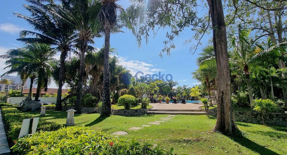 Casa en alquiler de 6 habitaciones en Jomtien, Pattaya