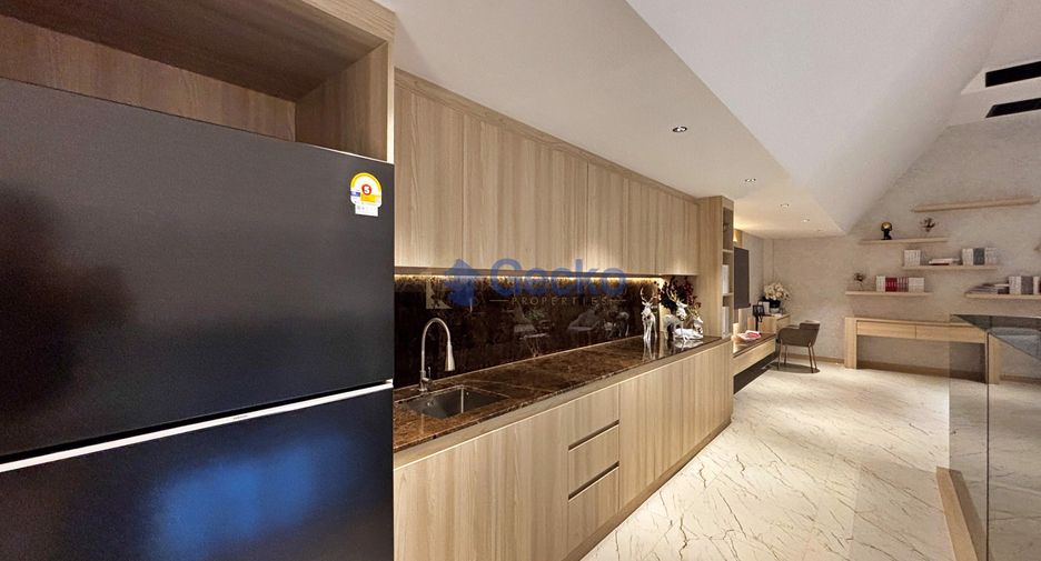 For sale 4 ベッドルーム house in East Pattaya, Pattaya