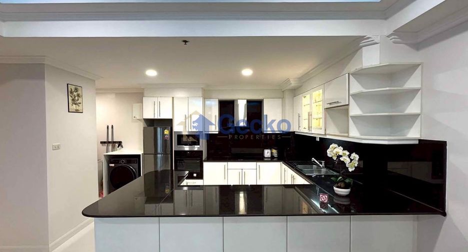 For sale 2 bedrooms condo in Jomtien, Pattaya